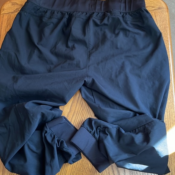 Old navy medium black exercise joggers - Picture 4 of 5